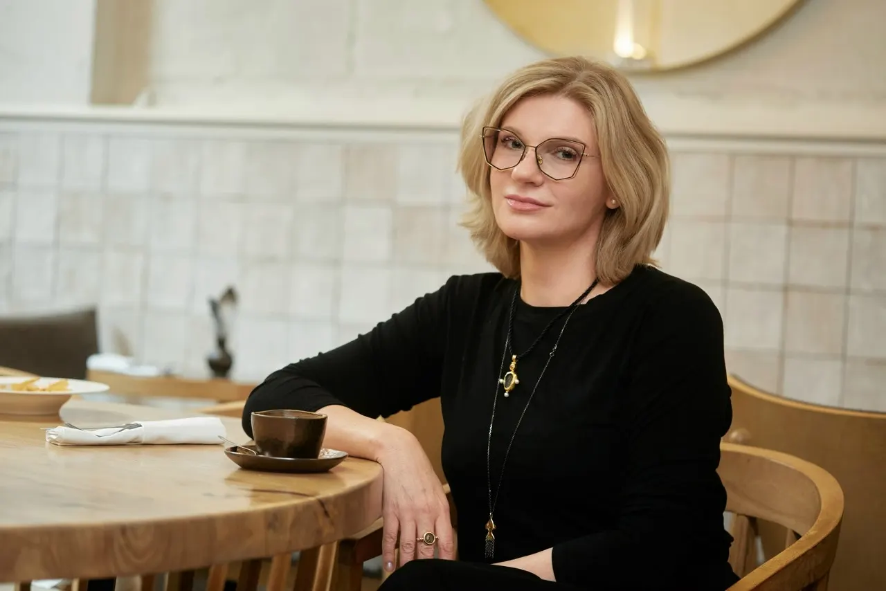 Анна Ардова