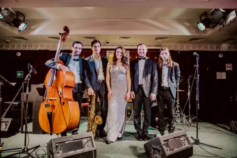 100% Jazz Band и Стефания Дамоциди