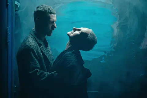 Однажды