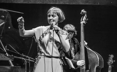 XXI Greets Jazz